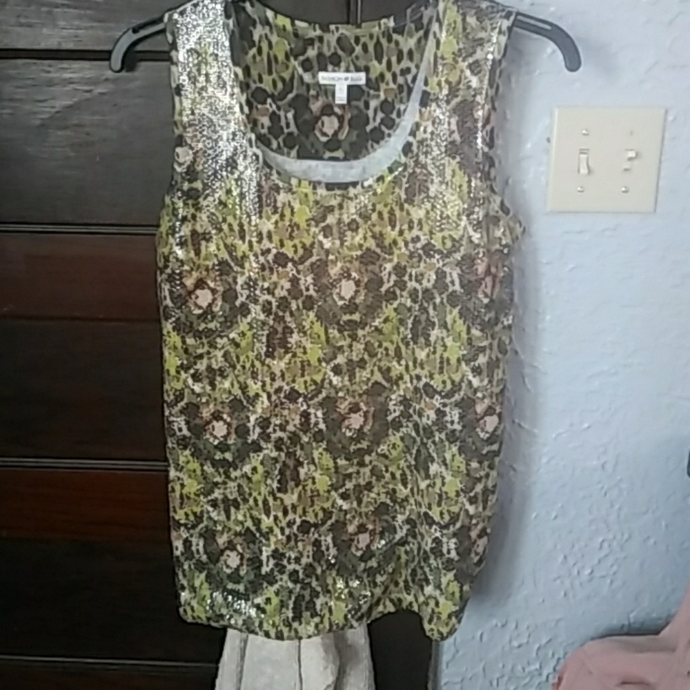 Pullover Top